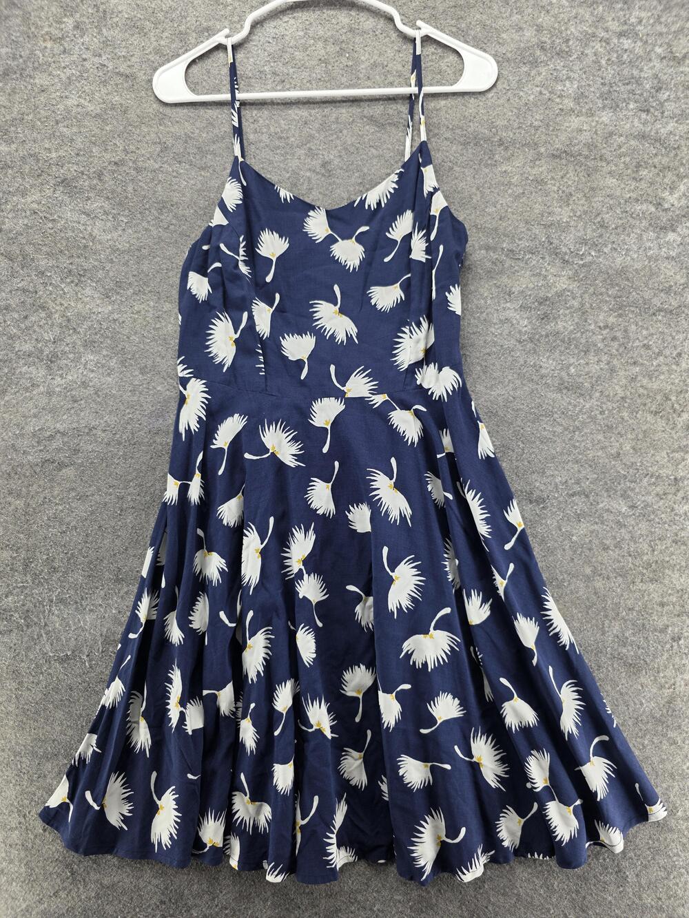 Old Navy Dress Womens M Tall Blue Sundress Fit & Flare Knee Length Smocked